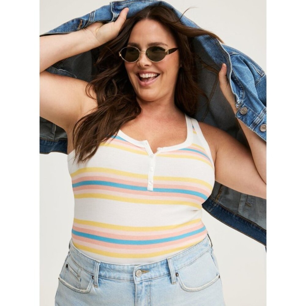 NWT Torrid Scoop Henley Tank